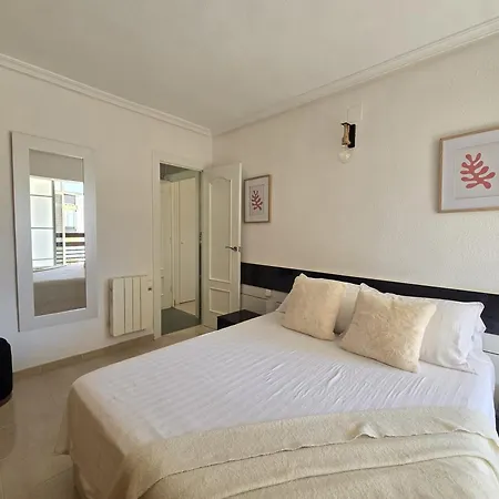Con Piscina En Pau 5 Apartment Alicante